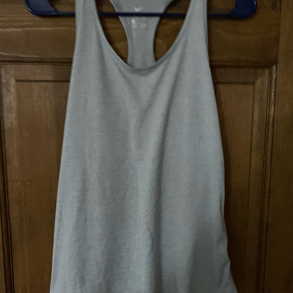 NIKE RUN TOP - Picture 3 of 3